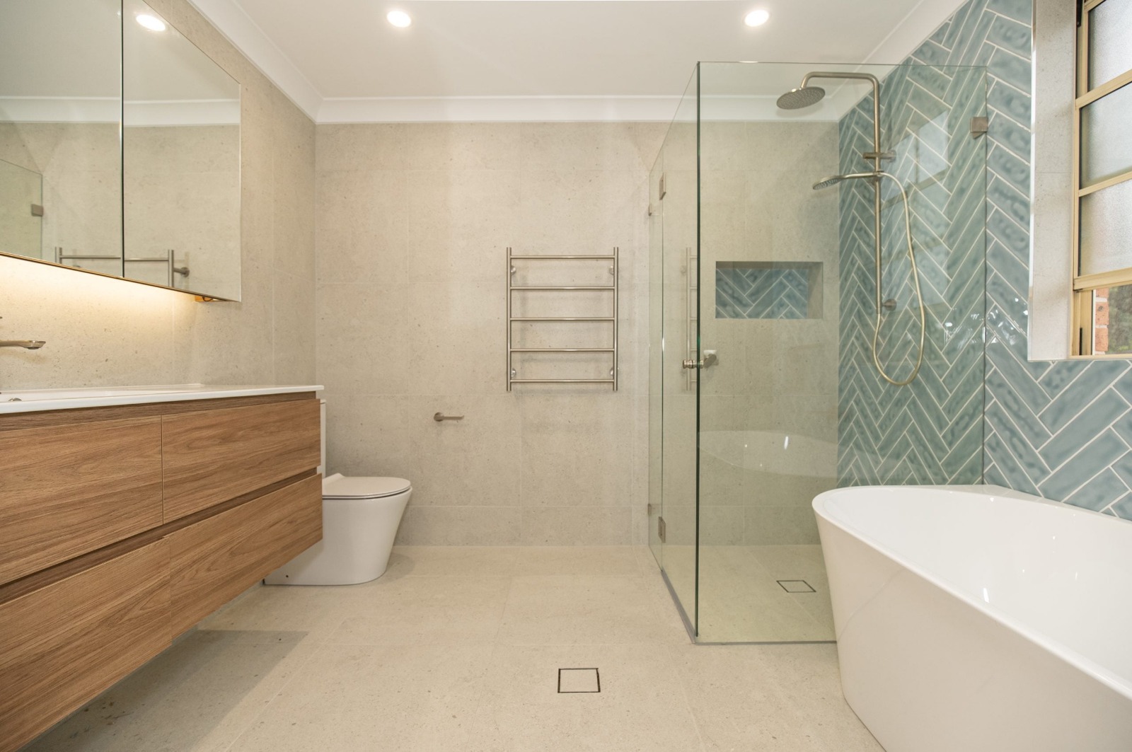 Shower Screens Semi Frameless: Trusted by Homeowners in Australia
