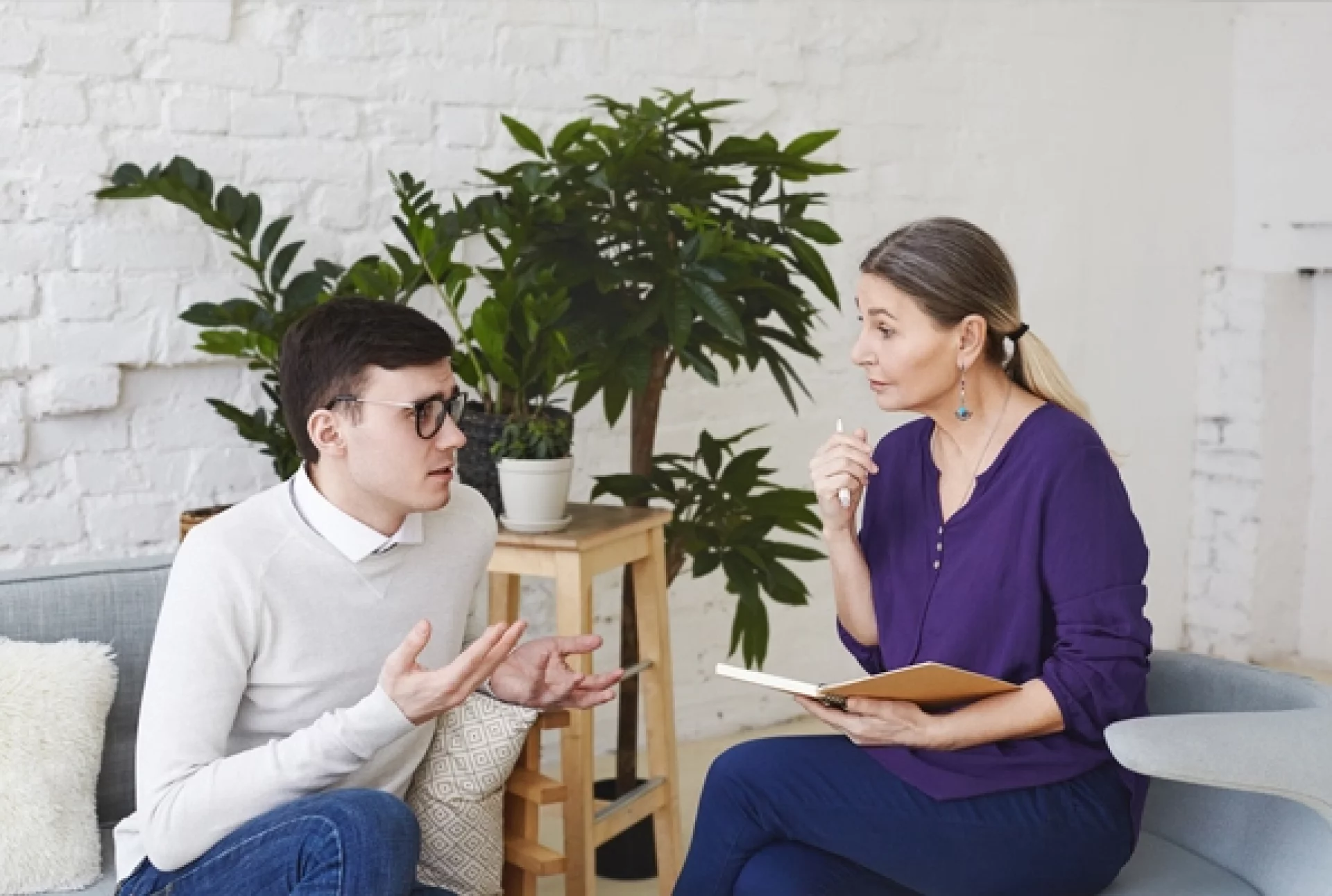 Anxiety Symptoms Explained with Clarity and Compassion
