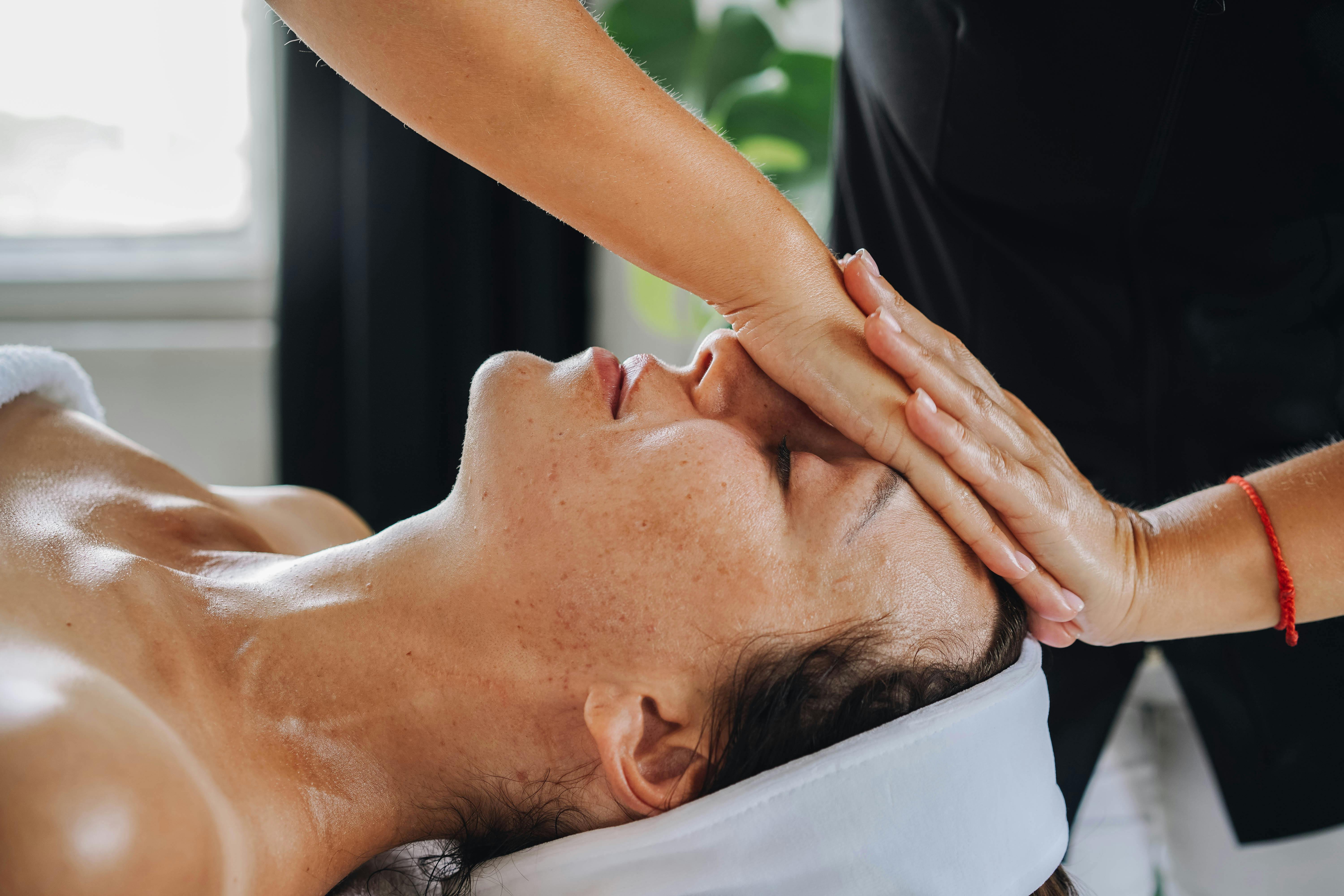 Customized Skincare Solutions at Med Spa Honolulu