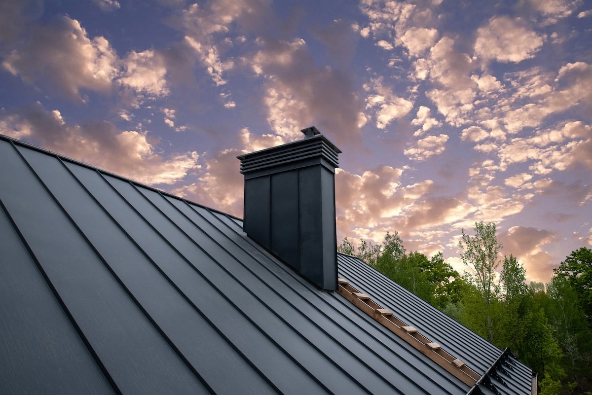Top Benefits of Choosing Metal roofing Calgary Services